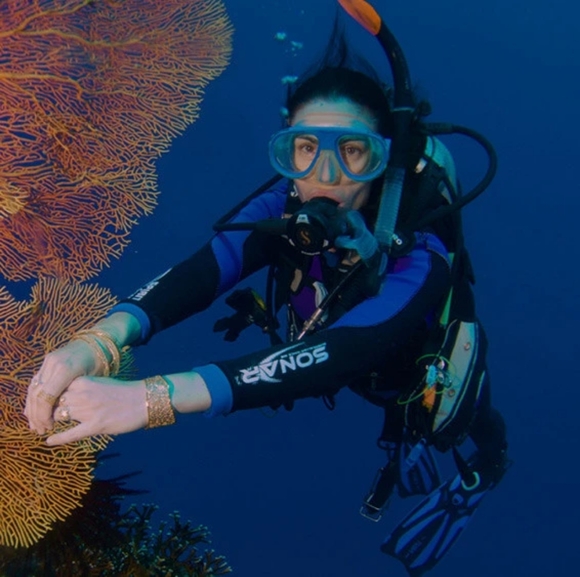 🎈NEW Coral Jewelry Set - Picture 8 of 10